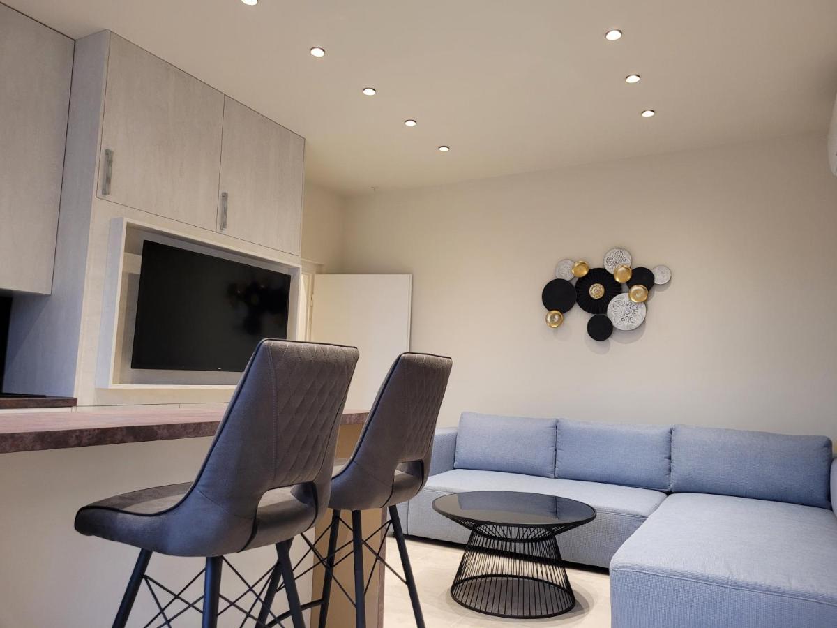 Lara II Apartman Debreţin Exterior foto
